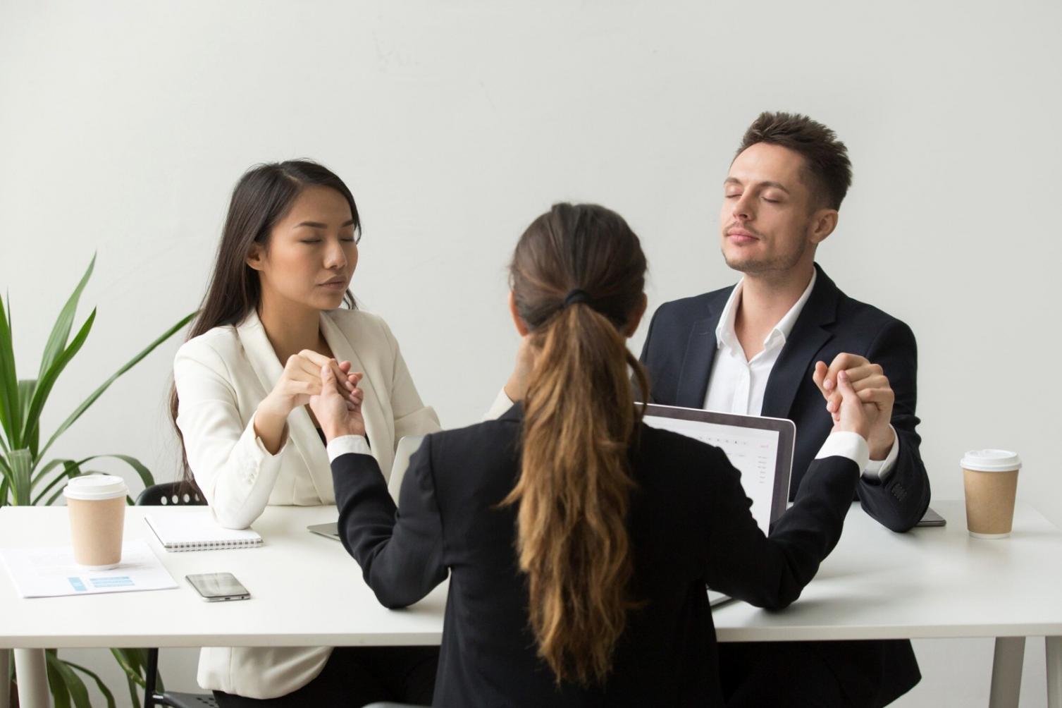 Sesión de formación en análisis financiero con profesionales